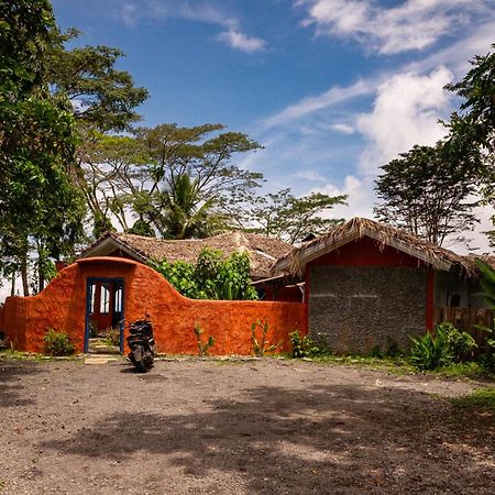 Manulalu B&B Bajawa Kültér fotó